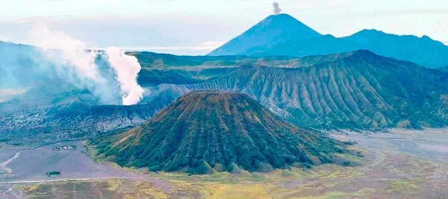 Tours a Bromo, Ijen, Trowulan y cascadas de Sewu y Madakaripura